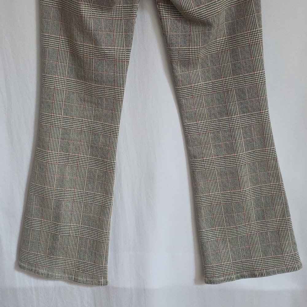 Frame Gray & Red Plaid Cotton Pants.  Le Crop Mini Boot.  Size Small - Picture 9 of 13